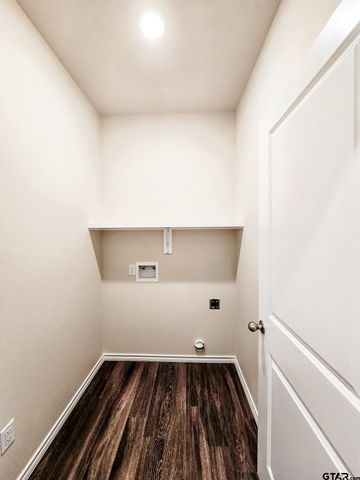 1536 Shug Lane, Lindale, TX 75771