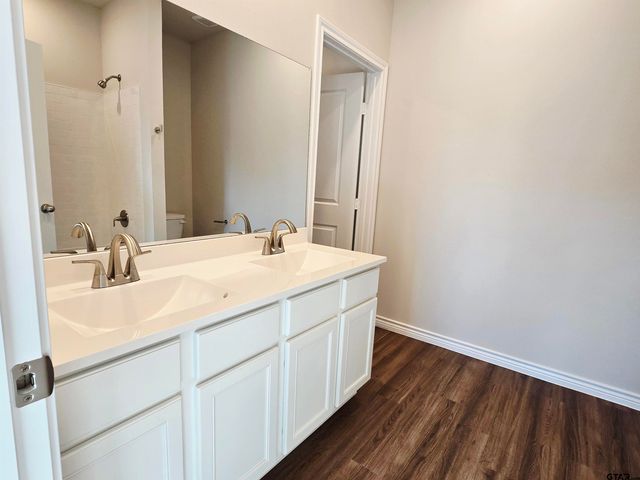 1536 Shug Lane, Lindale, TX 75771