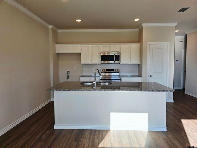 1536 Shug Lane, Lindale, TX 75771