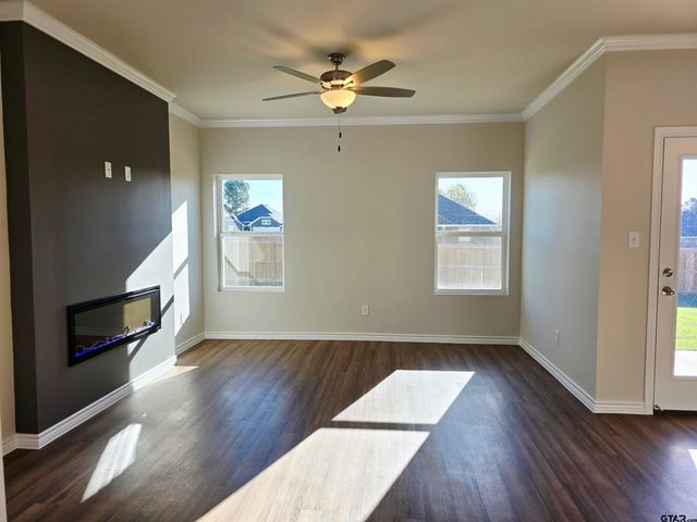 1536 Shug Lane, Lindale, TX 75771