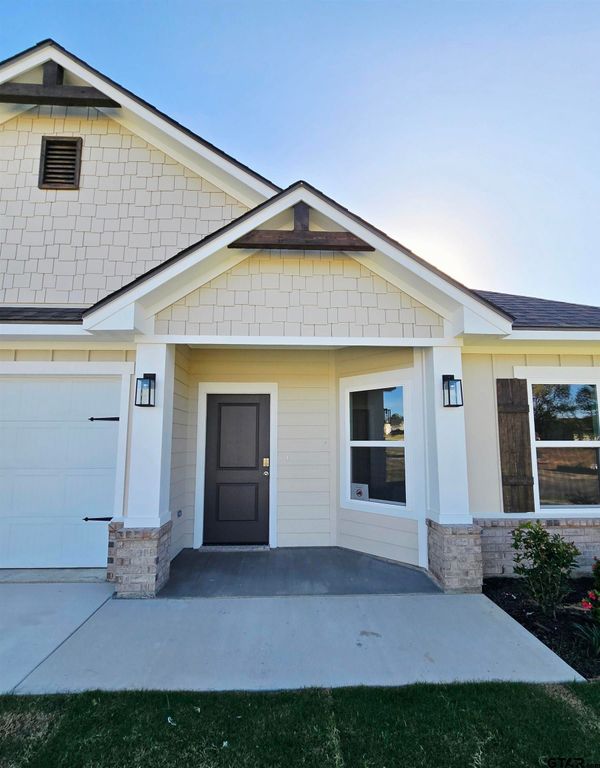 1536 Shug Lane, Lindale, TX 75771