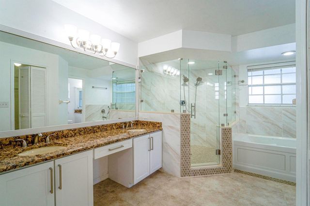 1142 SW Dalton Avenue, Port St Lucie, FL 34953