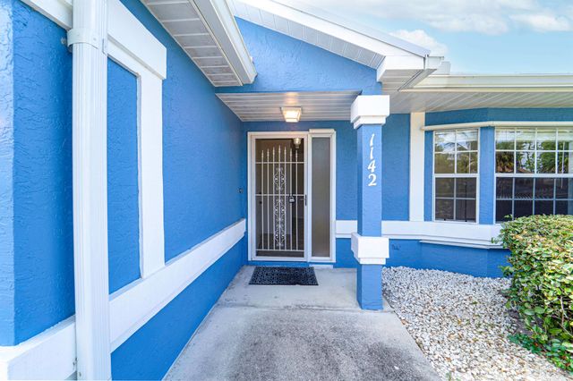 1142 SW Dalton Avenue, Port St Lucie, FL 34953