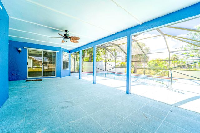 1142 SW Dalton Avenue, Port St Lucie, FL 34953