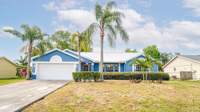 1142 SW Dalton Avenue, Port St Lucie, FL 34953