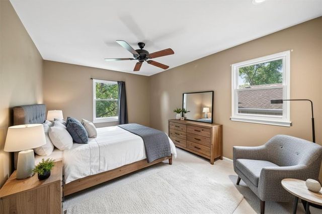 7808 Long Avenue, Lenexa, KS 66216