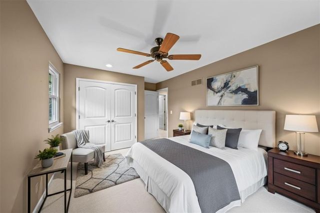 7808 Long Avenue, Lenexa, KS 66216