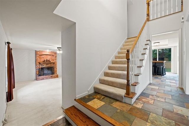 7808 Long Avenue, Lenexa, KS 66216