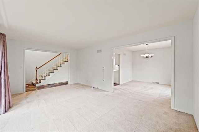 7808 Long Avenue, Lenexa, KS 66216