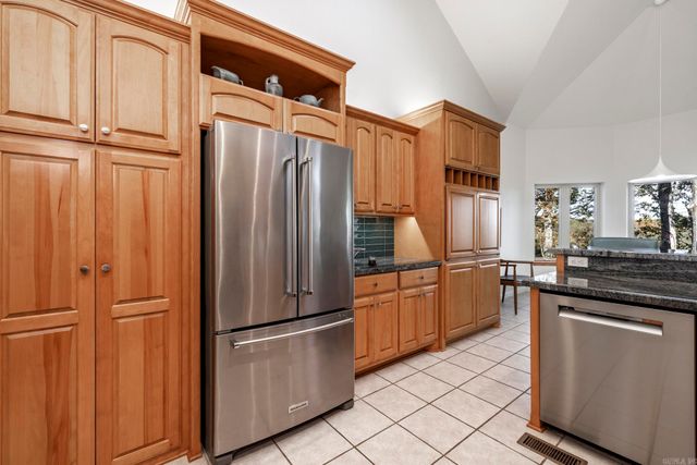 6 Galope Pl, Hot Springs Village, AR 71909