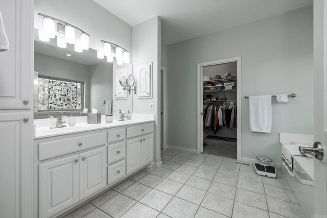 6 Galope Pl, Hot Springs Village, AR 71909