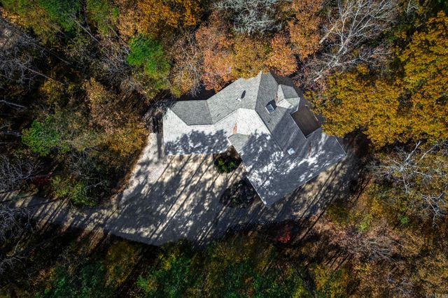 6 Galope Pl, Hot Springs Village, AR 71909