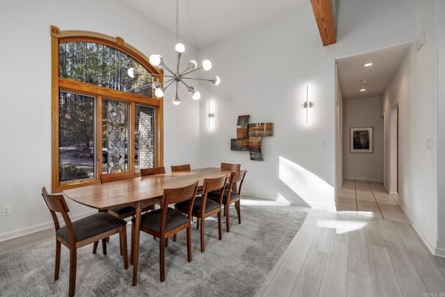 6 Galope Pl, Hot Springs Village, AR 71909