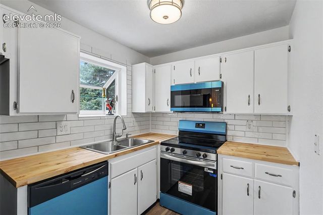 4857 Webb Drive, Colorado Springs, CO 80916