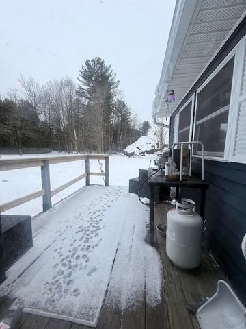 8 Johnson's Court, Milton, VT 05468