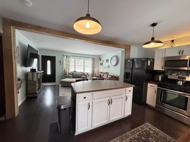 8 Johnson's Court, Milton, VT 05468