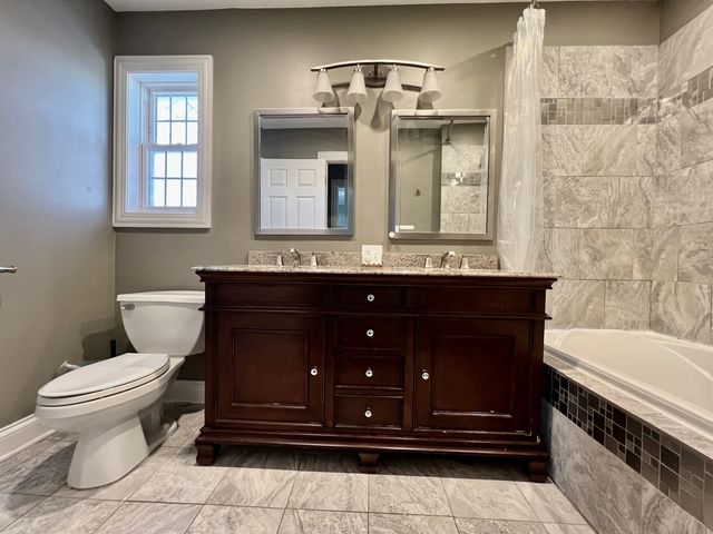 9210 S Trumbull Avenue, Evergreen Park, IL 60805