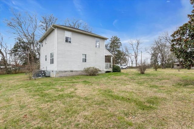 53 Hovis Bend Rd, Fayetteville, TN 37334