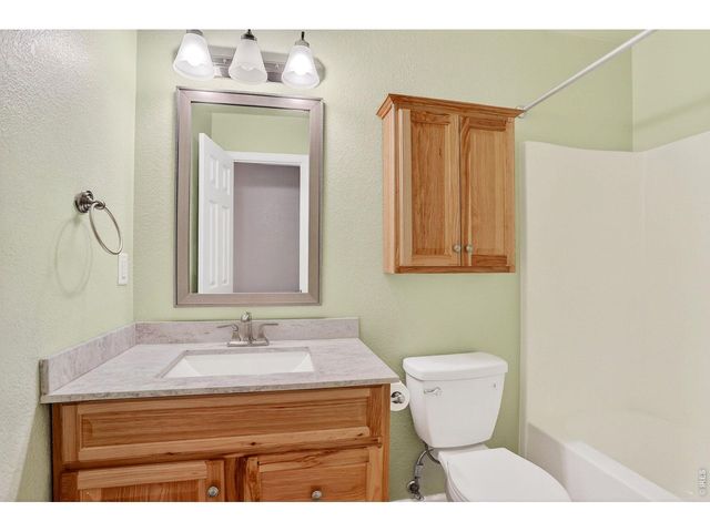 896 S Tyler Ave, Loveland, CO 80537