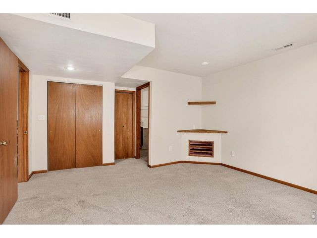 896 S Tyler Ave, Loveland, CO 80537