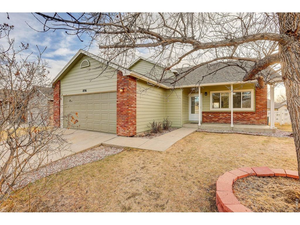 896 S Tyler Ave, Loveland, CO 80537