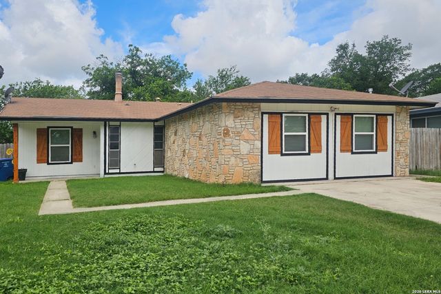 5907 Cliffmore Dr, San Antonio, TX 78250