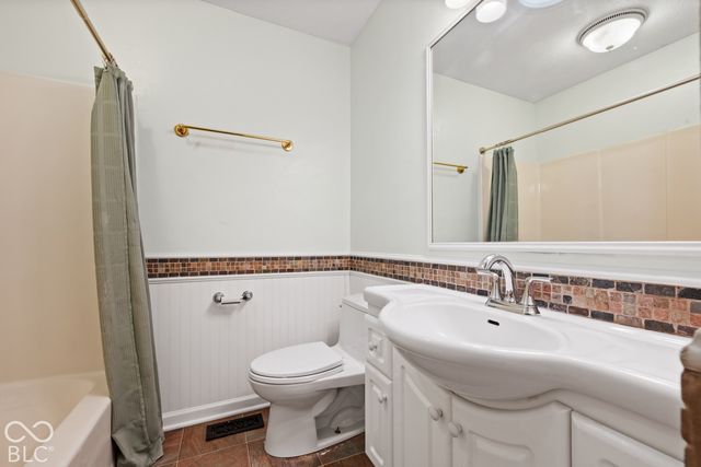 889 Bridle Circle, Carmel, IN 46032