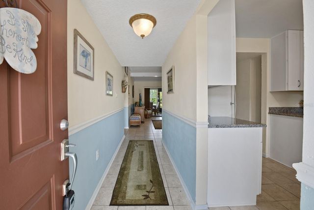 4300 BAYWOOD BOULEVARD B102, Mount Dora, FL 32757