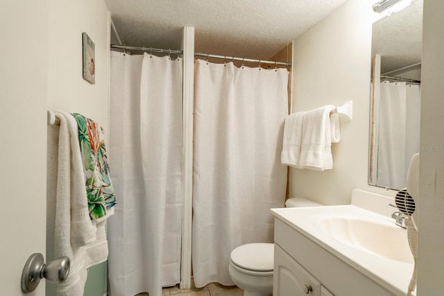 4300 BAYWOOD BOULEVARD B102, Mount Dora, FL 32757