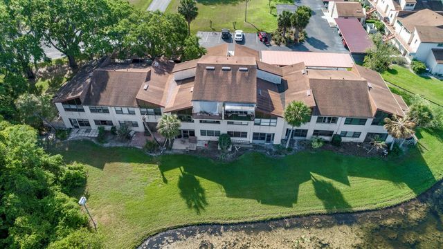 4300 BAYWOOD BOULEVARD B102, Mount Dora, FL 32757