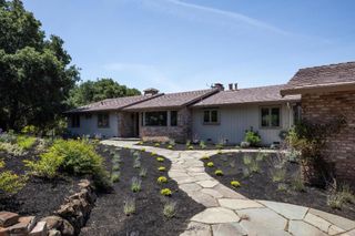 26854 Robleda Court, Los Altos Hills, CA 94022