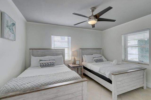2740 NE 30th Place 1-2, Fort Lauderdale, FL 33306