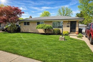 20525 Shores Street, St Clair Shores, MI 48080