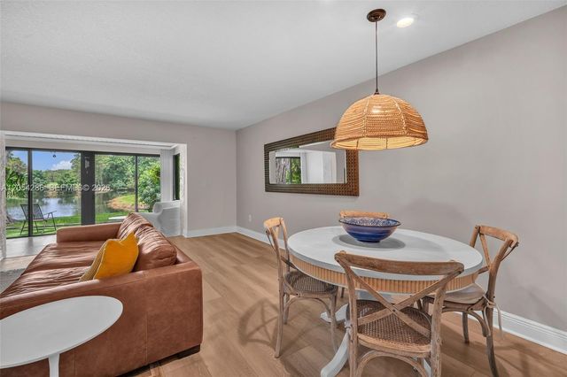 21698 Cypress Rd 44D, Boca Raton, FL 33433