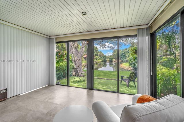21698 Cypress Rd 44D, Boca Raton, FL 33433