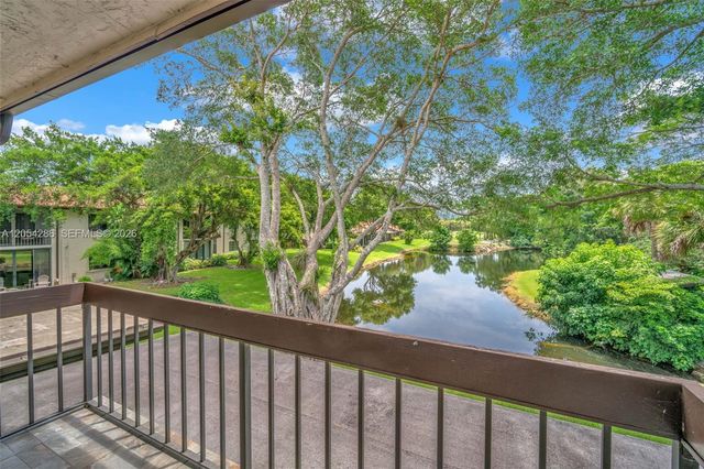 21698 Cypress Rd 44D, Boca Raton, FL 33433