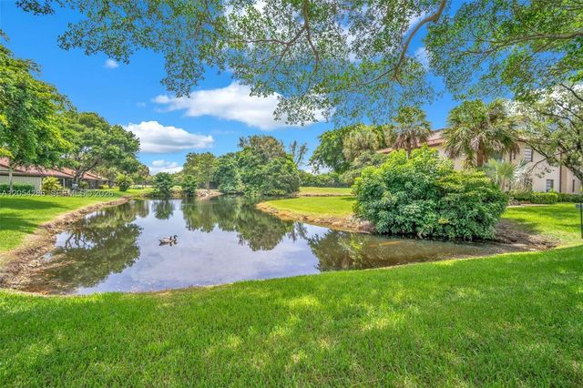 21698 Cypress Rd 44D, Boca Raton, FL 33433