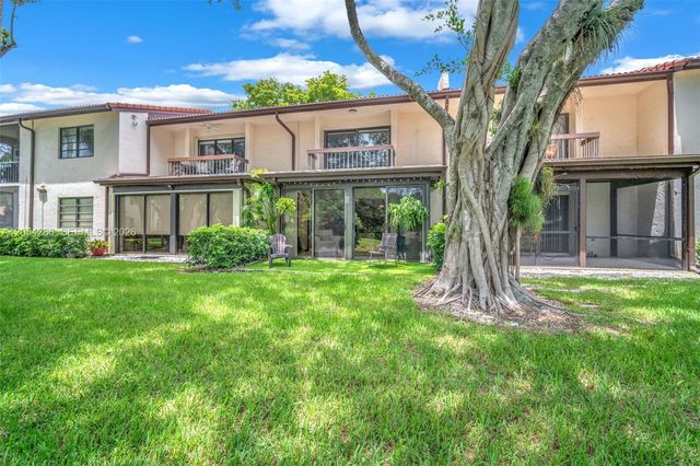 21698 Cypress Rd 44D, Boca Raton, FL 33433