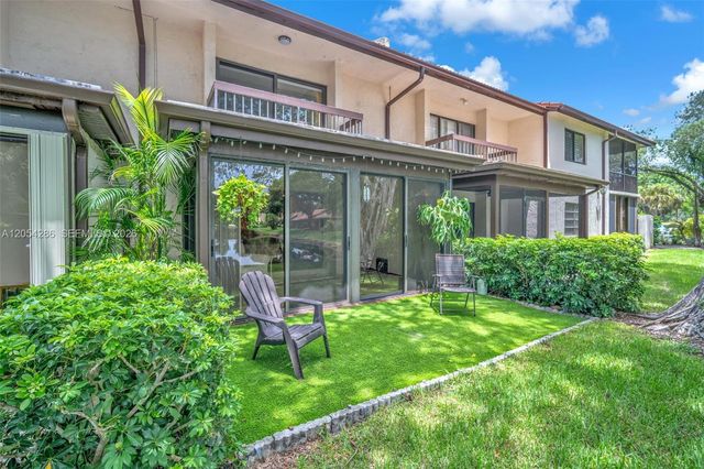 21698 Cypress Rd 44D, Boca Raton, FL 33433