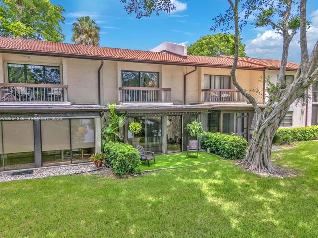 21698 Cypress Rd 44D, Boca Raton, FL 33433
