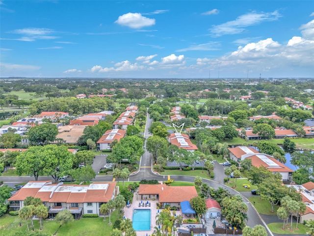 21698 Cypress Rd 44D, Boca Raton, FL 33433