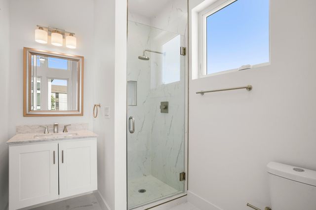 2111 Prather LN 1, Austin, TX 78704