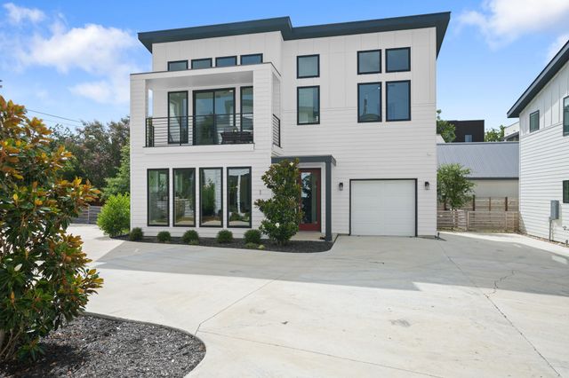 2111 Prather LN 1, Austin, TX 78704