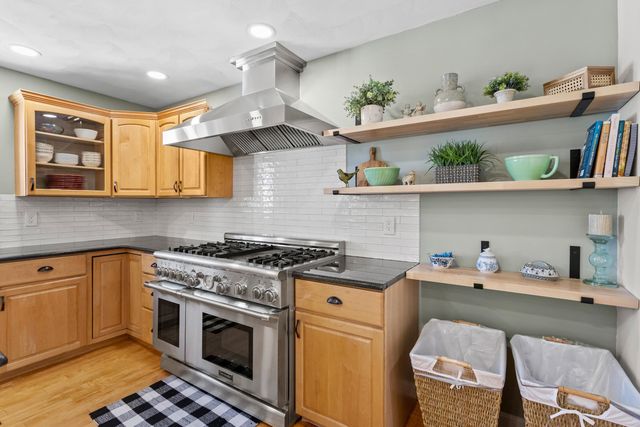 2 Hall Avenue, Salem, NH 03079