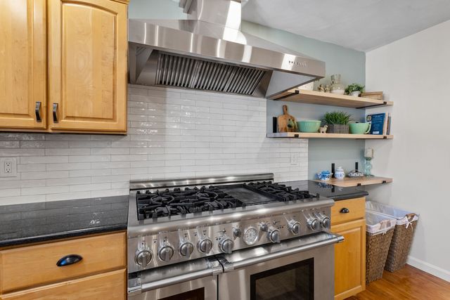 2 Hall Avenue, Salem, NH 03079