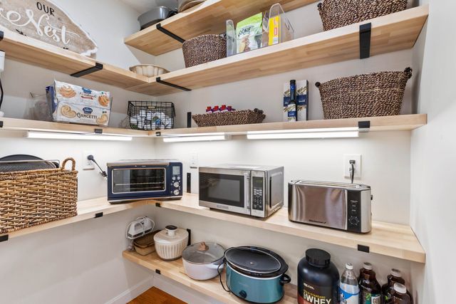 2 Hall Avenue, Salem, NH 03079