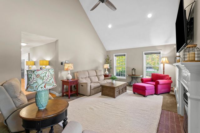 2 Hall Avenue, Salem, NH 03079