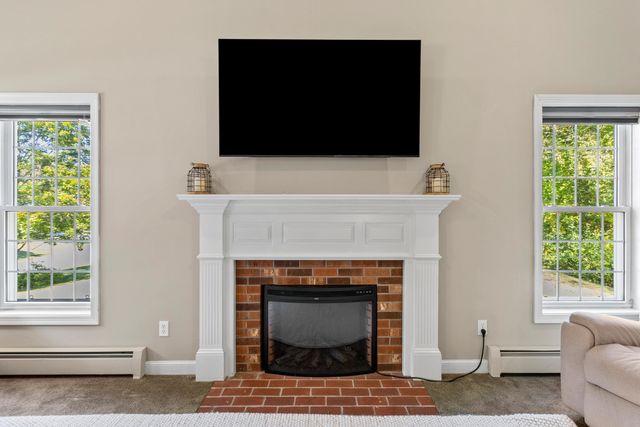 2 Hall Avenue, Salem, NH 03079