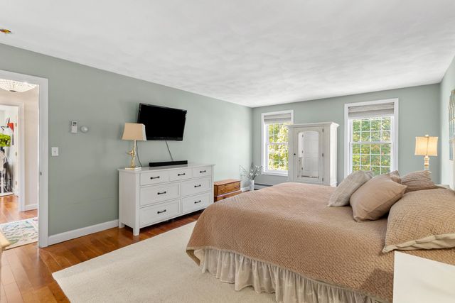 2 Hall Avenue, Salem, NH 03079