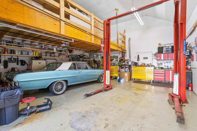 2 Hall Avenue, Salem, NH 03079